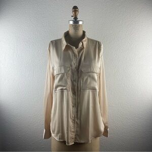 Love Tree l L Classic Silky Long Sleeve Square Chest Pockets Button Down Blouse